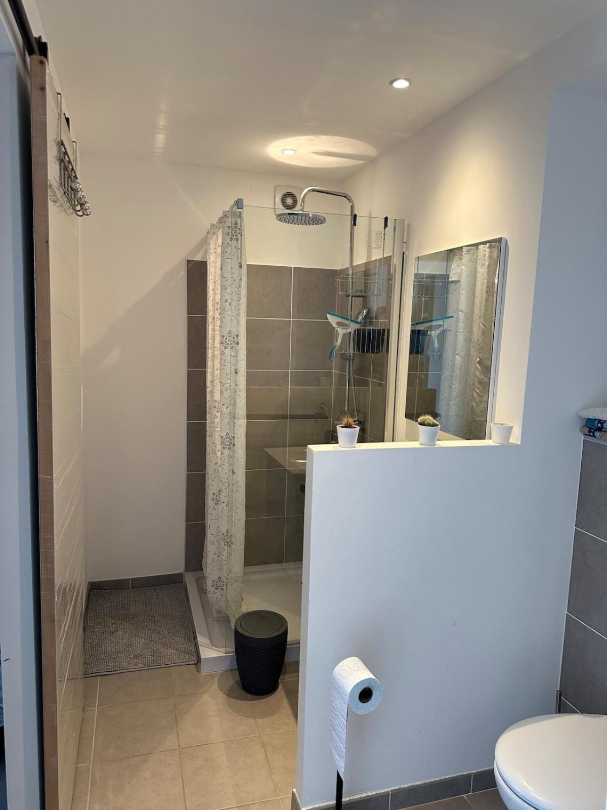 Apartment T3 Proches Arenes