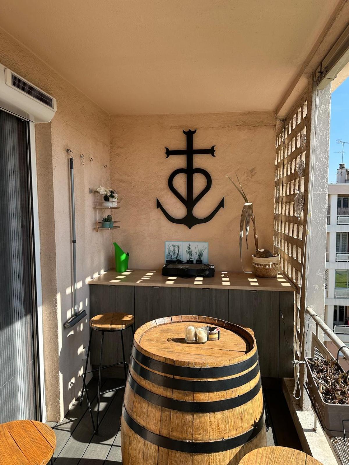 Apartment T3 Proches Arenes
