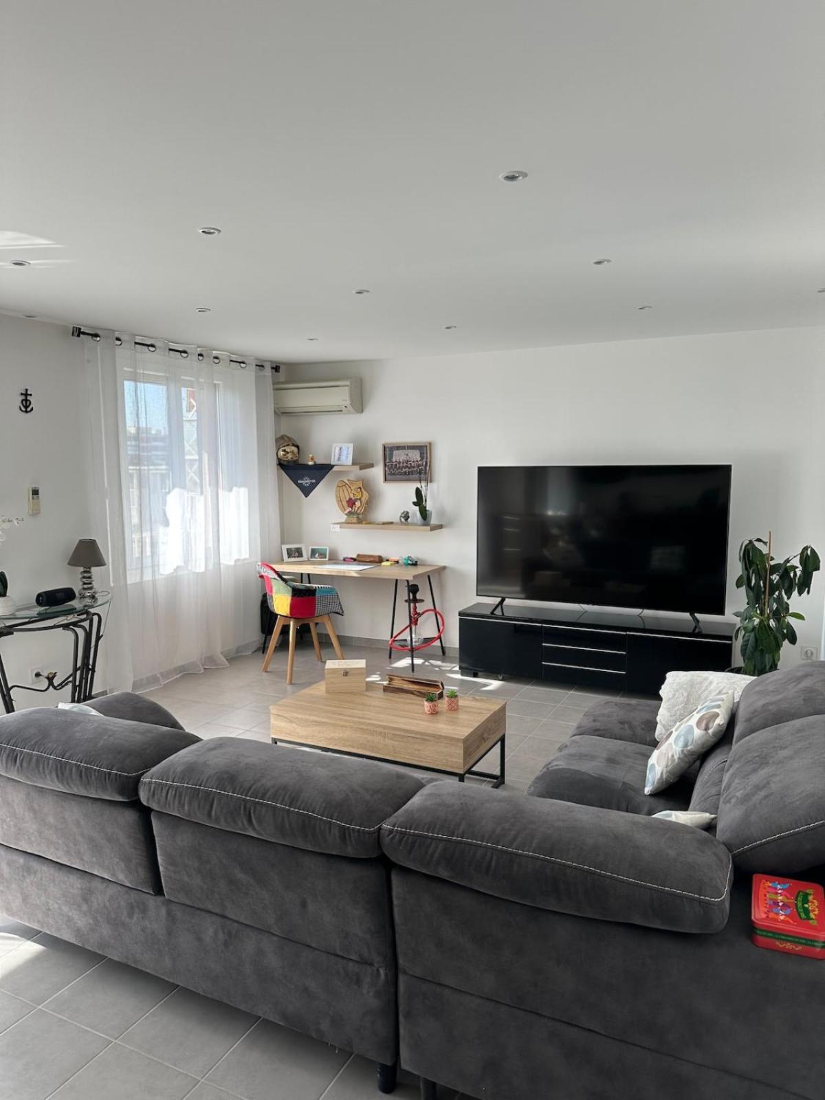Apartment T3 Proches Arenes Nimes
